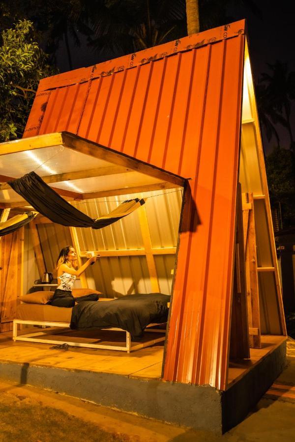 The Hosteller Goa, 안주나 외부 사진