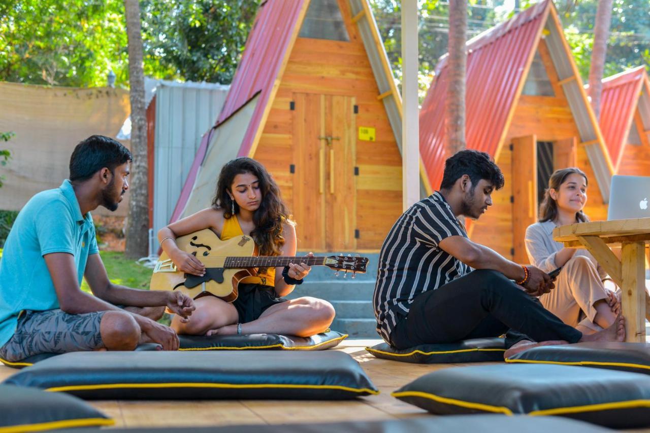 The Hosteller Goa, 안주나 외부 사진